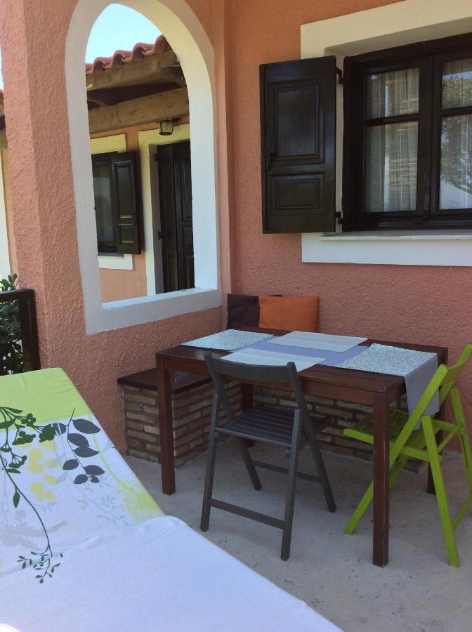 Levendokhórion Genari Beach Apartments מראה חיצוני תמונה